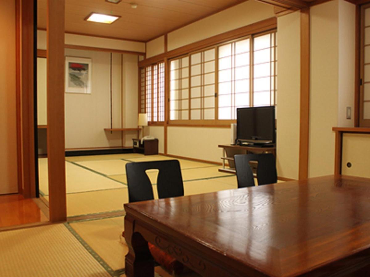 Hotel Livemax Budget Iyo Mishima Shikokuchuo Luaran gambar