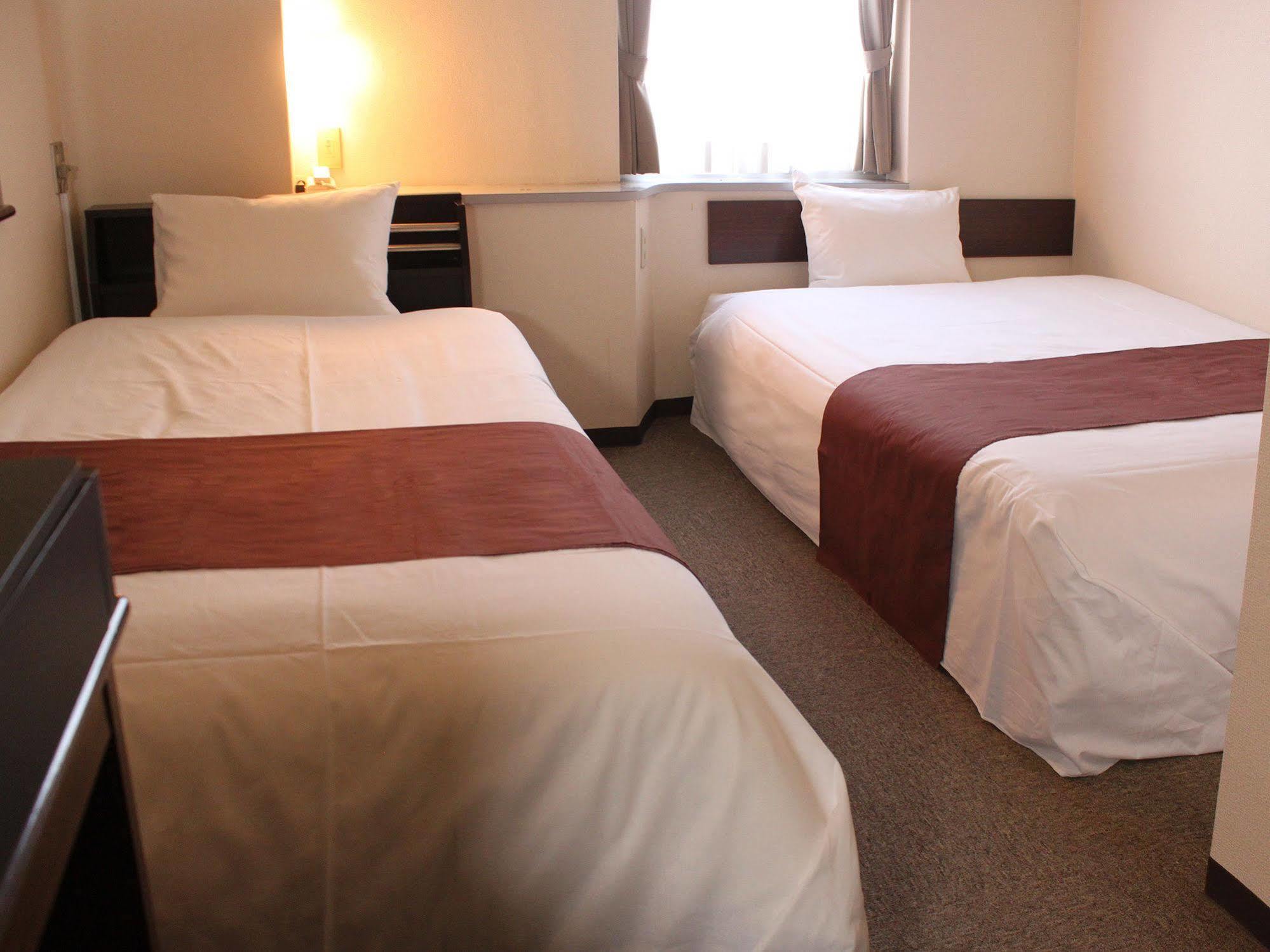 Hotel Livemax Budget Iyo Mishima Shikokuchuo Luaran gambar