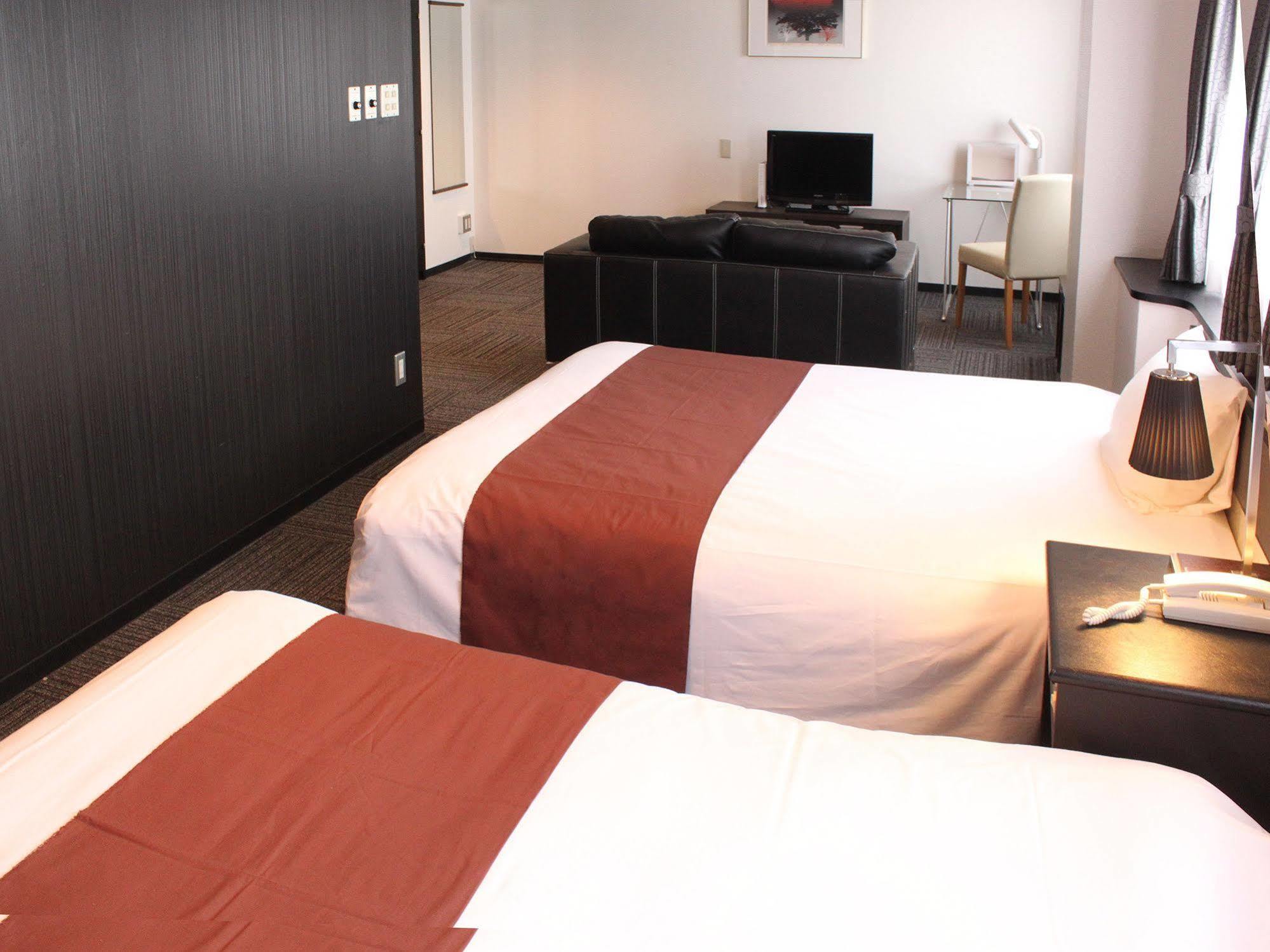 Hotel Livemax Budget Iyo Mishima Shikokuchuo Luaran gambar